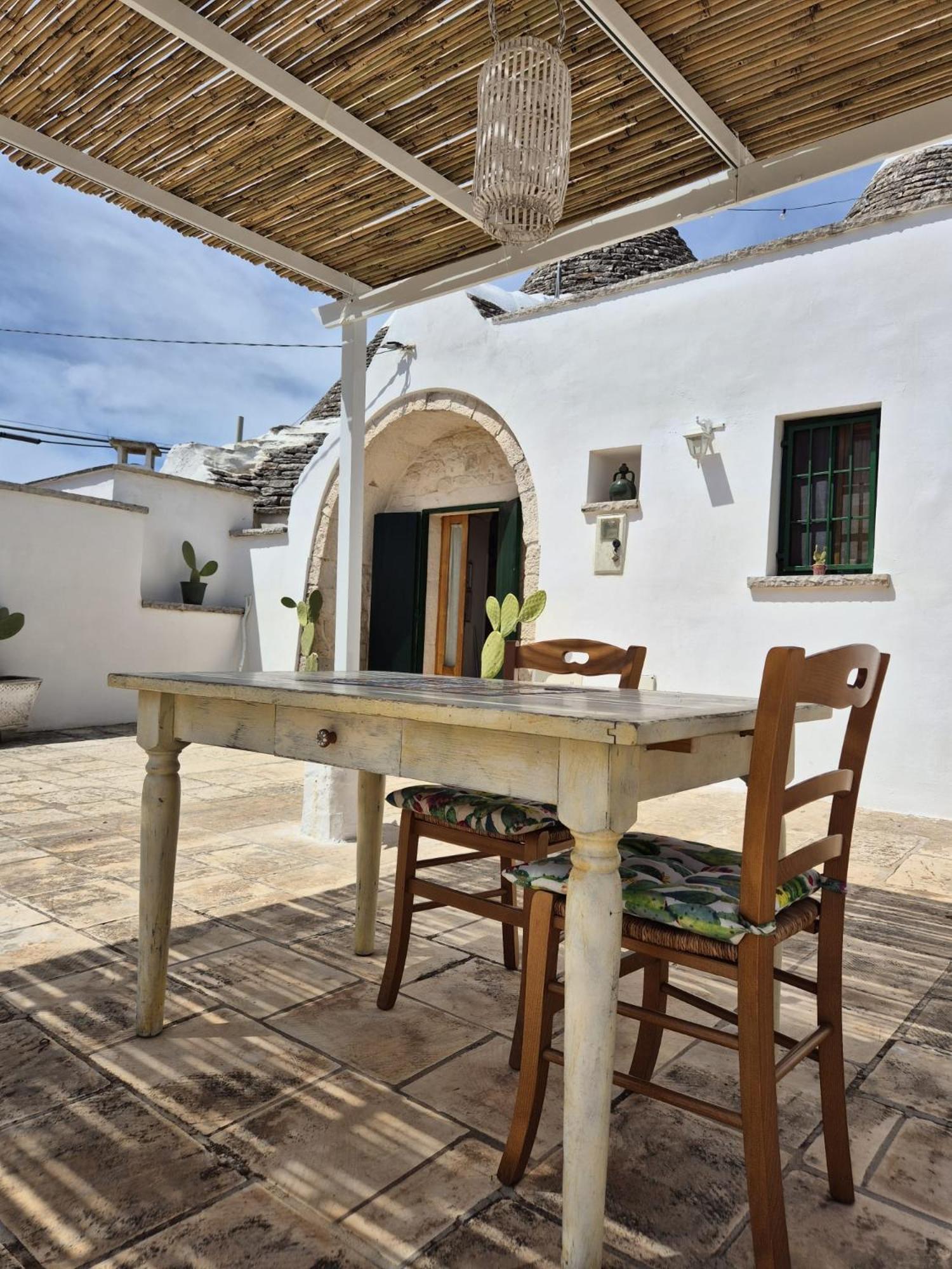 Вилла Trulli And Pool - I Cactus Мартина-Франка Экстерьер фото